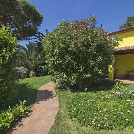 Holiday home Il Pellicano By Interhome